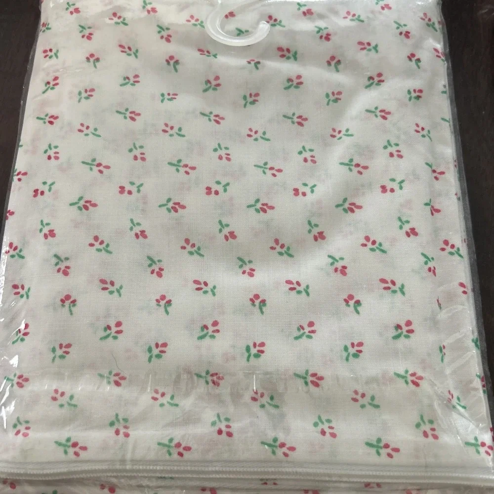 2 Vintage Red Floral Pillow Protector Zippered  Standard Size  100% Cotton
